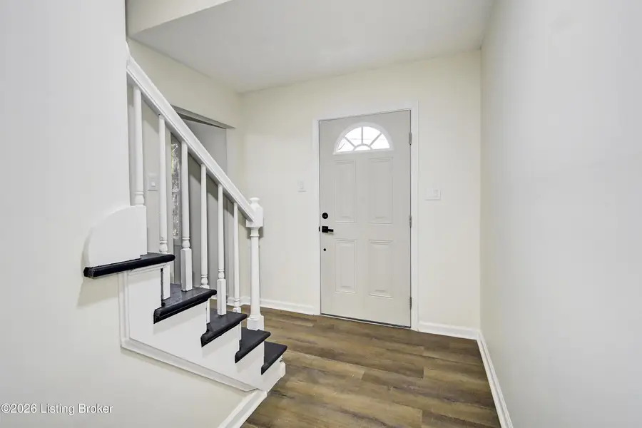 3708 Luken Dr, Louisville, KY 40216 - #2