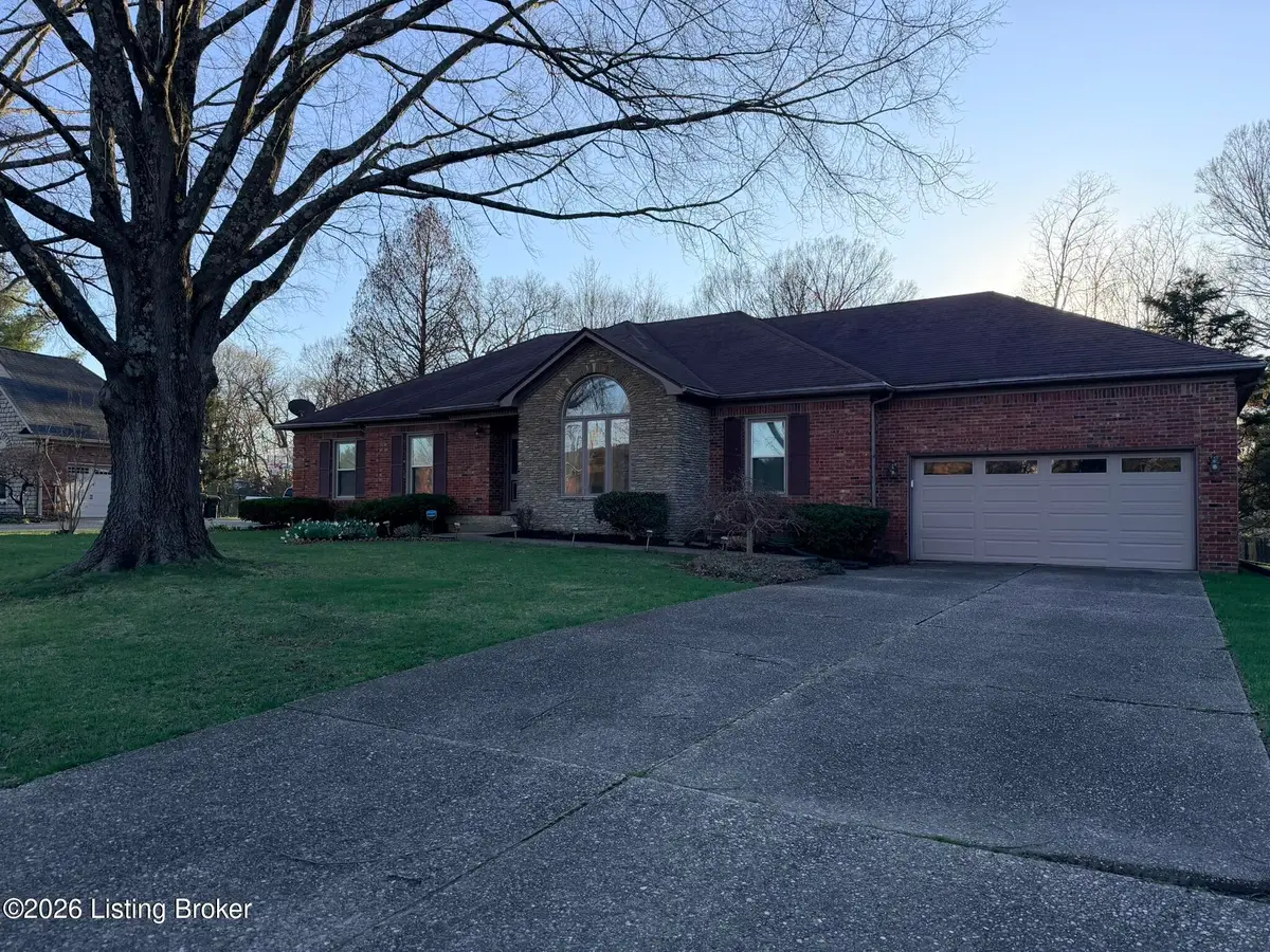 4202 Rivanna Dr, Jeffersontown, KY 40299 - #1