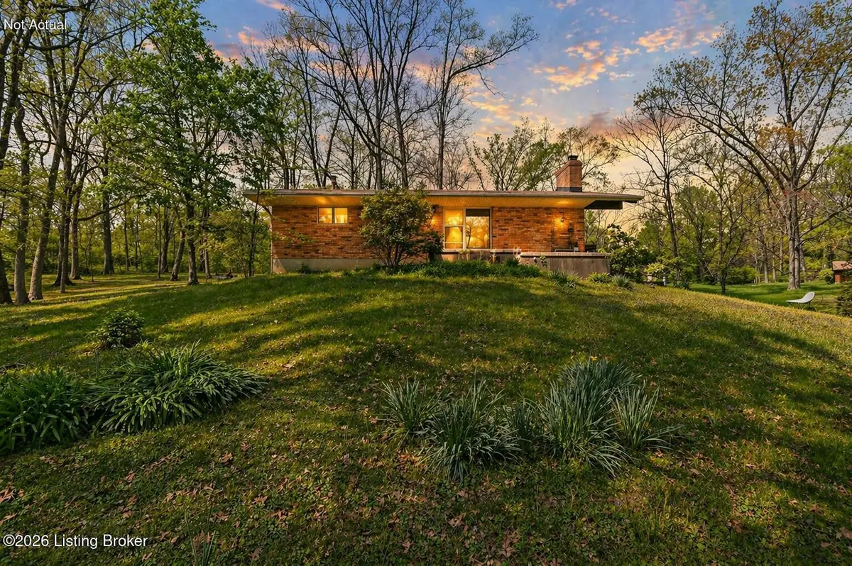 11056 Easum Rd, Jeffersontown, KY 40299 - #1