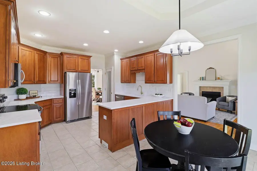 309 Twin Pines Ln, Frankfort, KY 40601 - #2