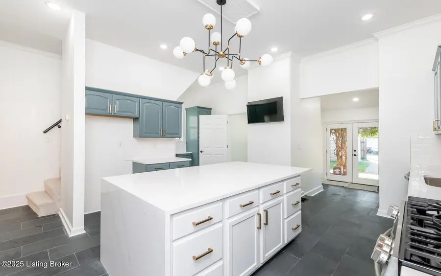 245 Pope St, Louisville, KY 40206 - #3