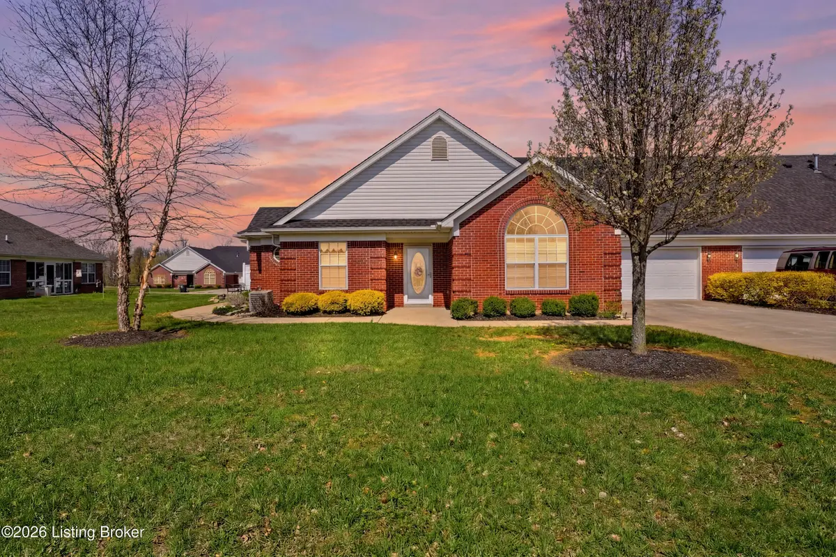 202 Autumn Glen Dr, Mount Washington, KY 40047 - #1