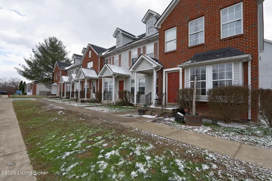 10233 Blue Lick Rd, Louisville, KY 40229 - #2