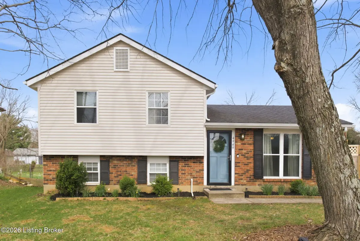 4949 Winding Spring Cir, Louisville, KY 40245 - #1