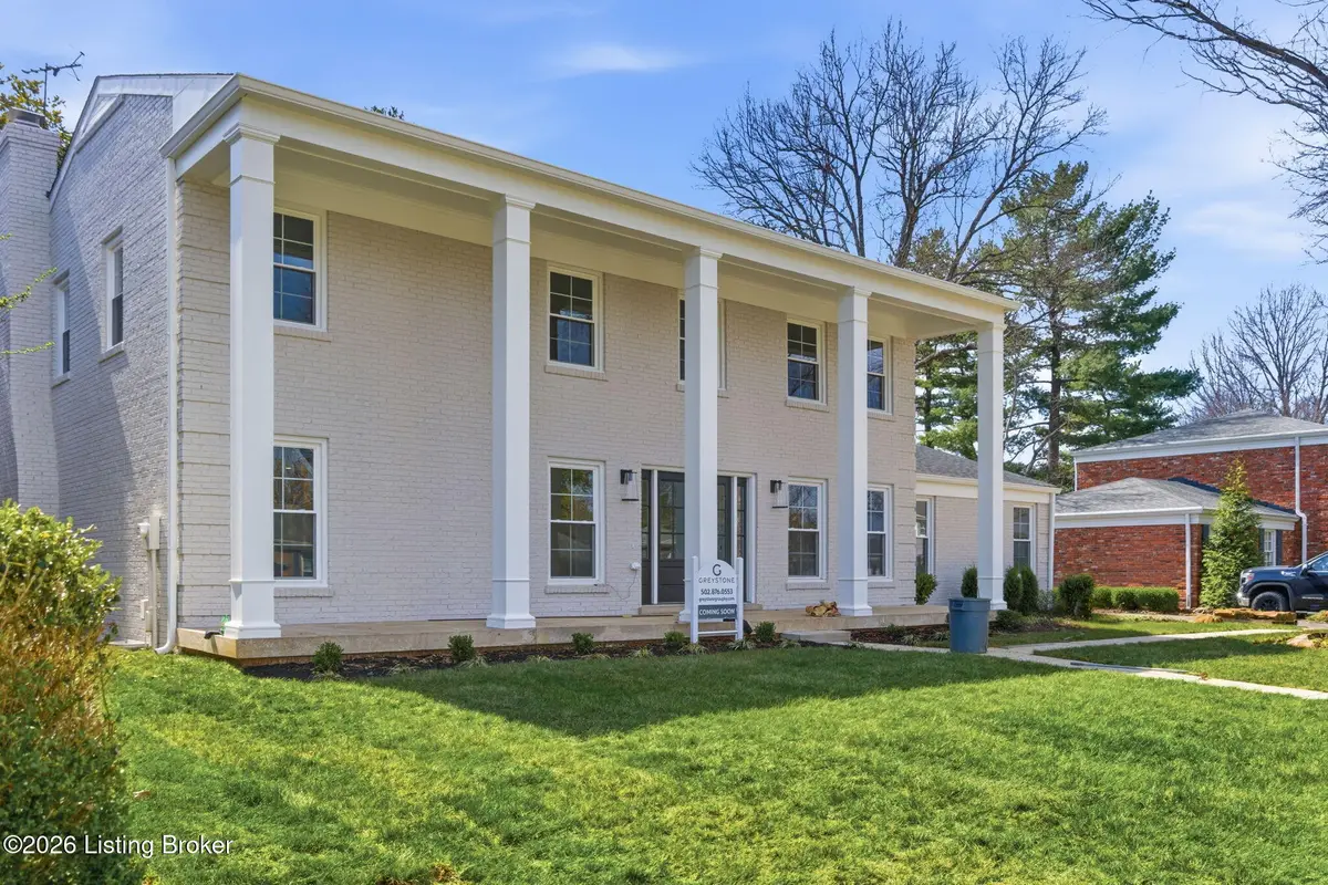 8618 Nottingham Pkwy, Louisville, KY 40222 - #1