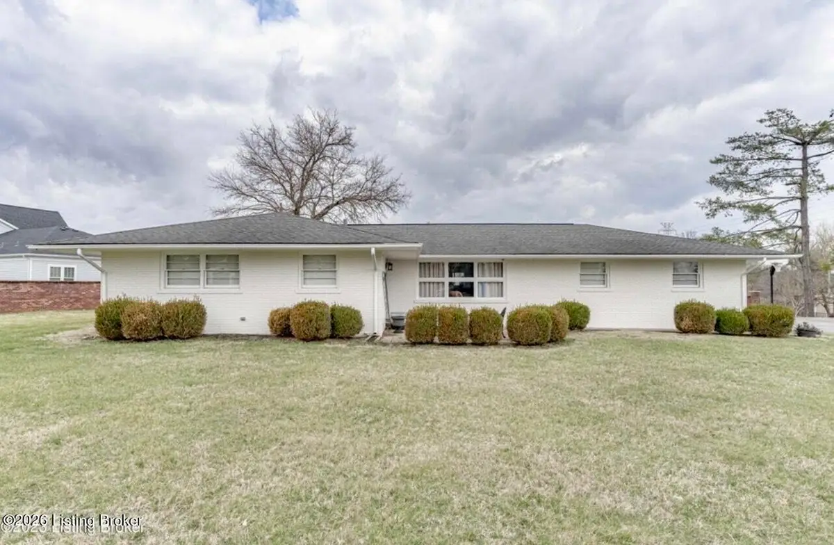 4315 Foeburn Ln, Louisville, KY 40207 - #1