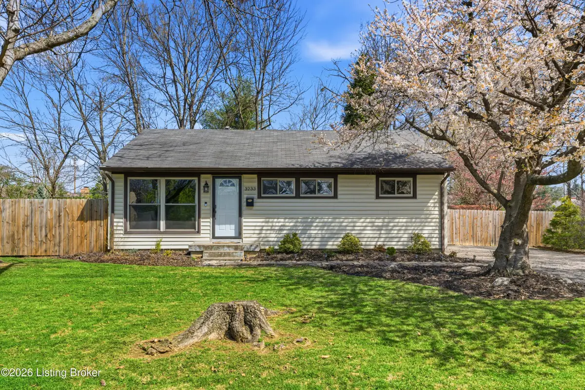 3233 Wellingmoor Ave, Louisville, KY 40218 - #1
