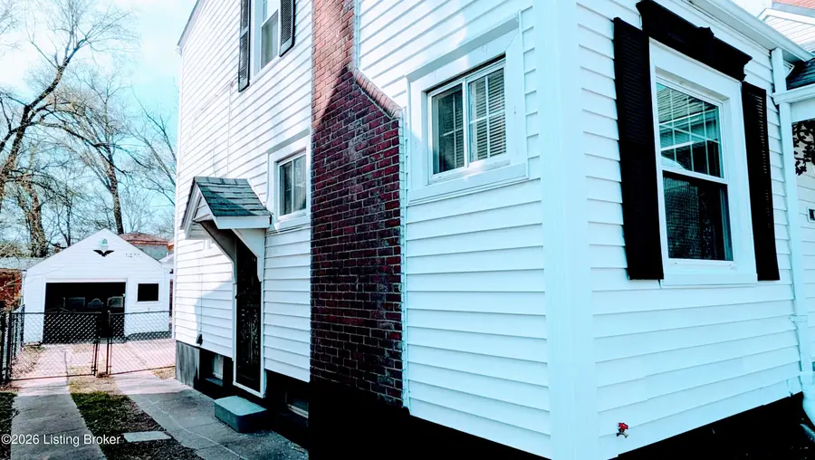 1544 Catalpa St, Louisville, KY 40211 - #2