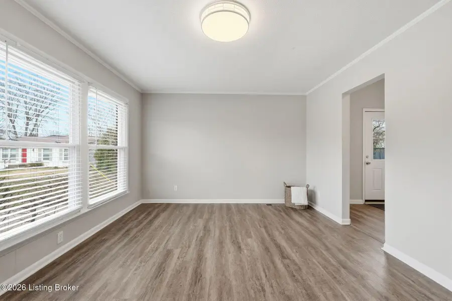 9105 Wendell Ct, Louisville, KY 40299 - #3