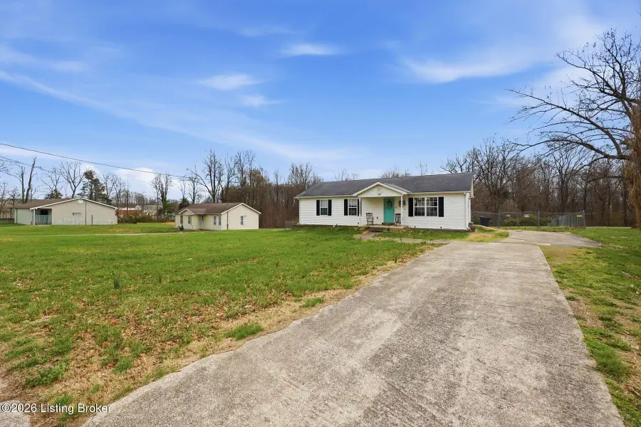 1348 Jones St, Radcliff, KY 40160 - #2