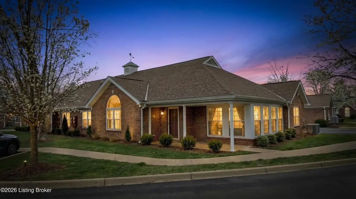 10545 Eagle Pines Ln, Louisville, KY 40223 - #1