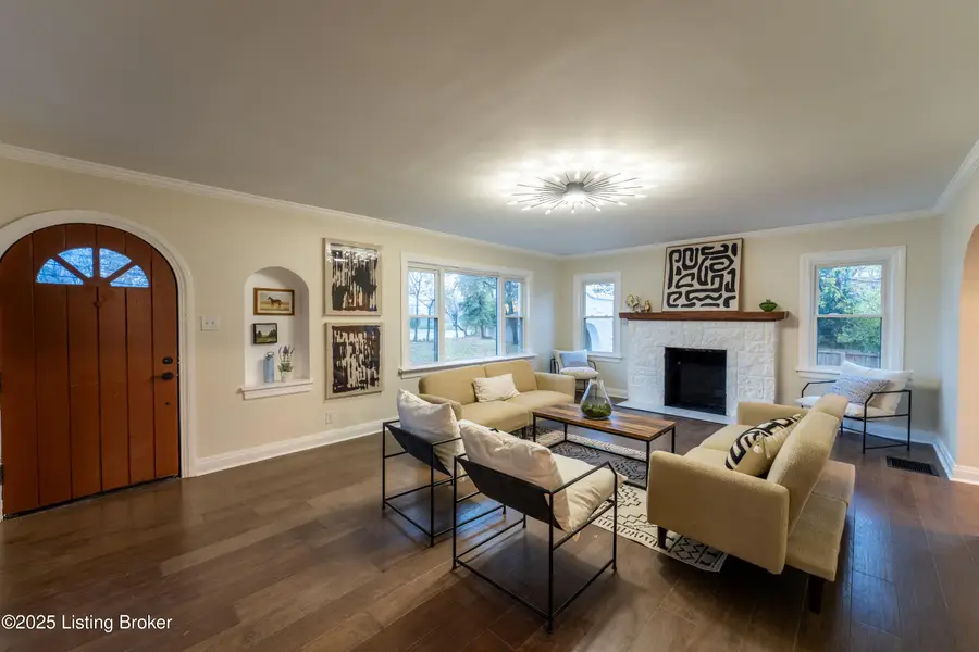 4435 Taylorsville Rd, Louisville, KY 40220 - #2