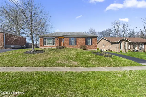 3712 Bigelow Dr, Jeffersontown, KY 40299