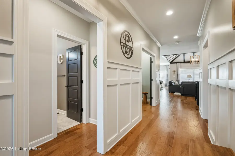 2421 Middle Creek Ct, Fisherville, KY 40023 - #3