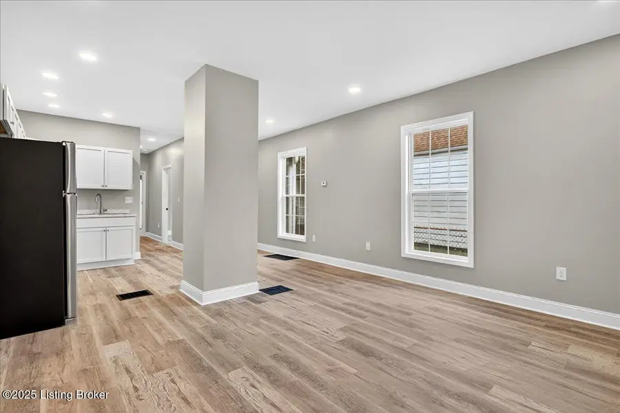 3121 W Magnolia Ave, Louisville, KY 40211 - #3