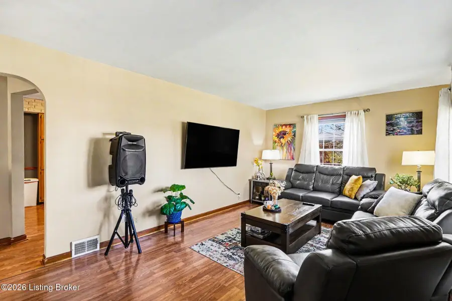 5410 Pamela Dr, Louisville, KY 40219 - #3