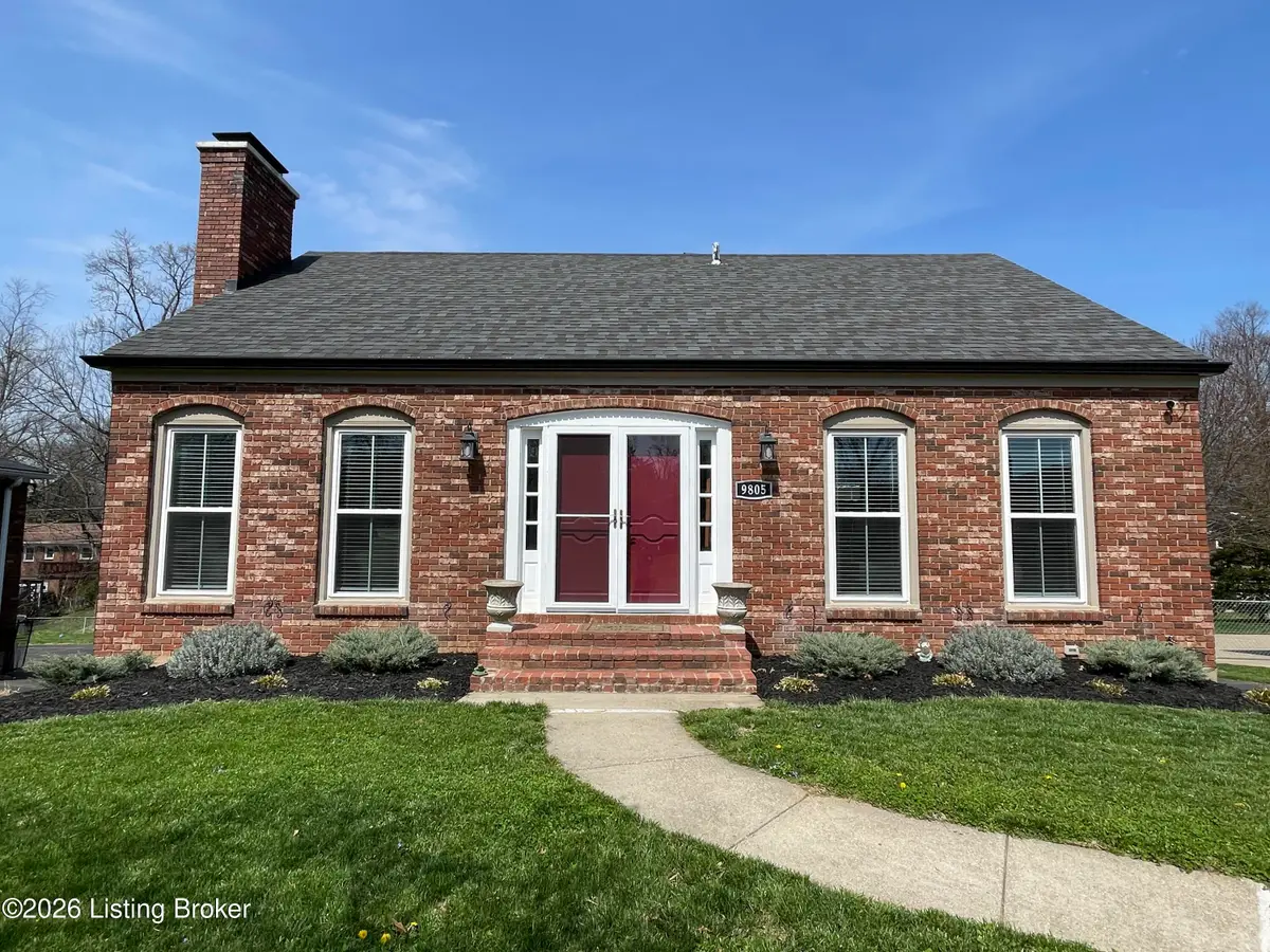 9805 Meadow Vale Dr, Louisville, KY 40242 - #1