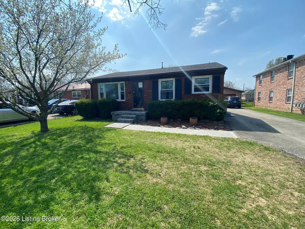 9004 W Manslick Rd, Louisville, KY 40272 - #1