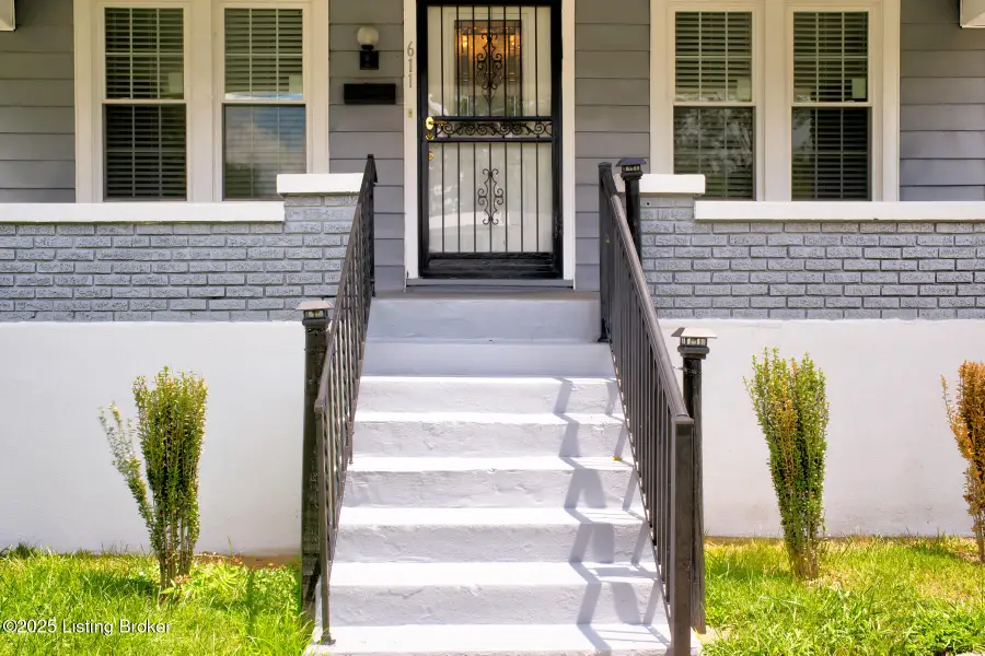 611 Cecil Ave, Louisville, KY 40211 - #2