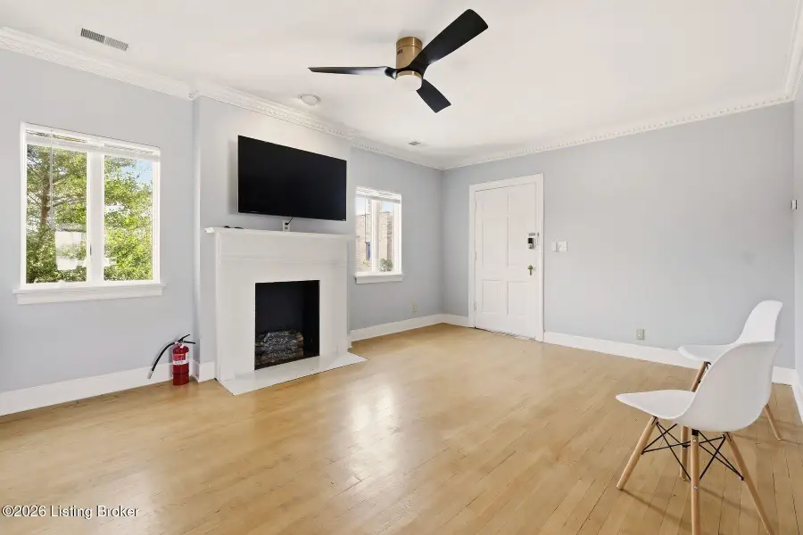 2126 Village Dr #5, Louisville, KY 40205 - #3