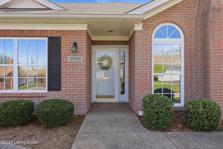 10902 Oxford Commons Ct, Louisville, KY 40291 - #3