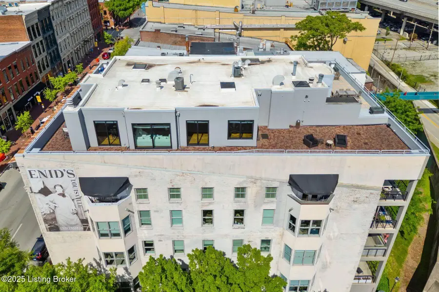 711 W Main St #T, Louisville, KY 40202 - #2