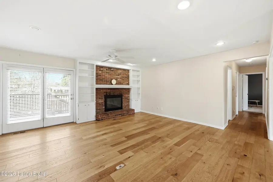 4702 Longborough Ct, Jeffersontown, KY 40299 - #3