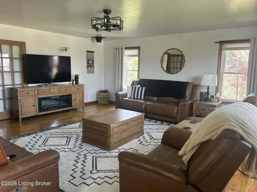 4885 Priceville Rd, Munfordville, KY 42765 - #2