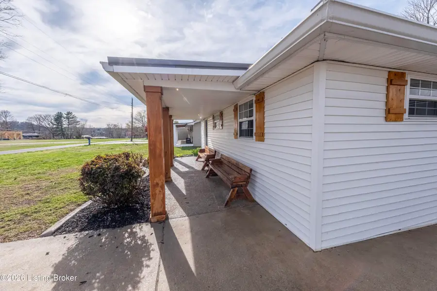 2968 Cannons Point Ln, McDaniels, KY 40152 - #3