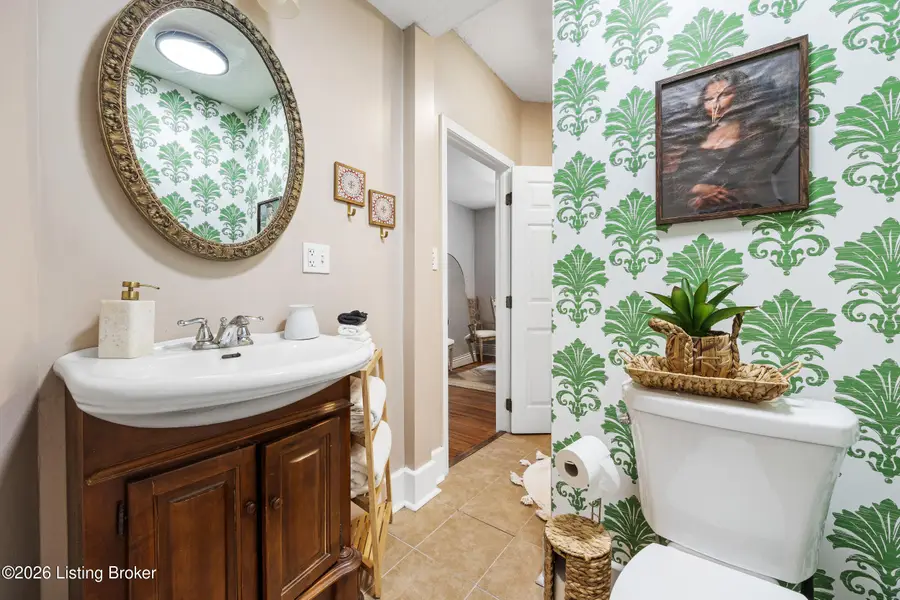 3759 Southern Pkwy, Louisville, KY 40214 - #3