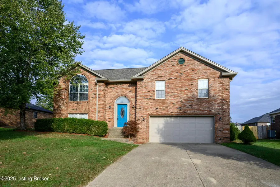 1034 Brookstone Ct, Georgetown, IN 47122 - #2