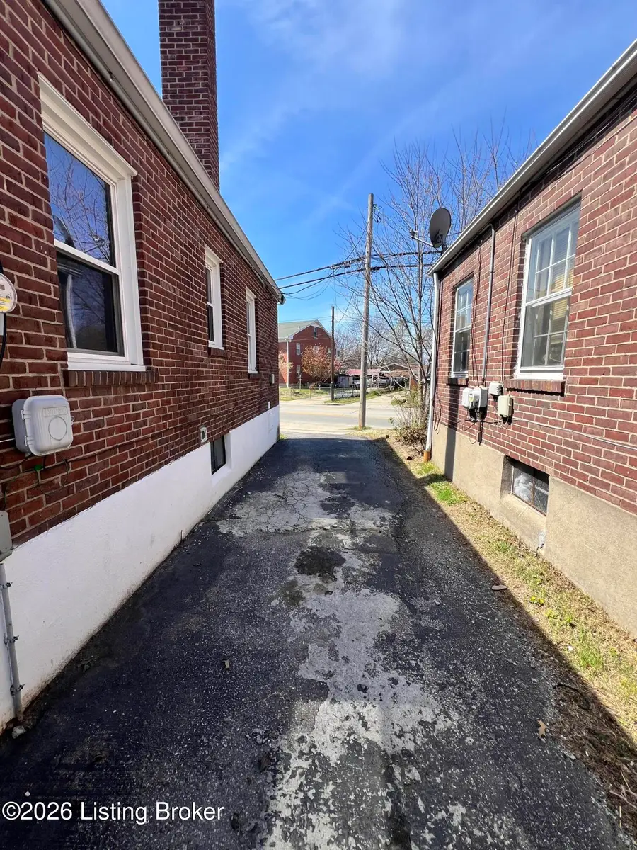 4931 Southside Dr, Louisville, KY 40214 - #3