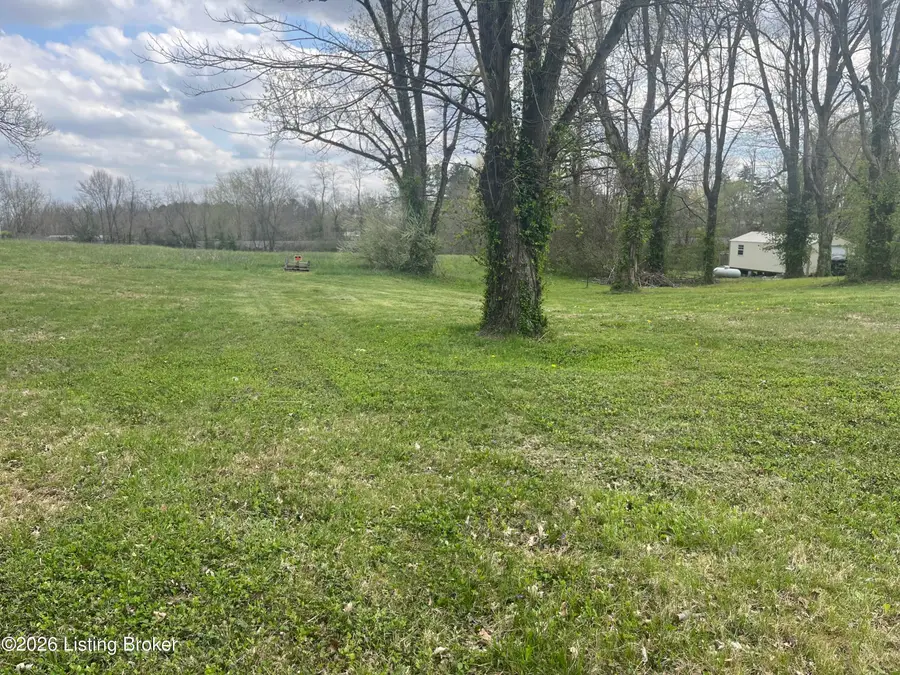 712 W Main St, Leitchfield, KY 42754 - #3