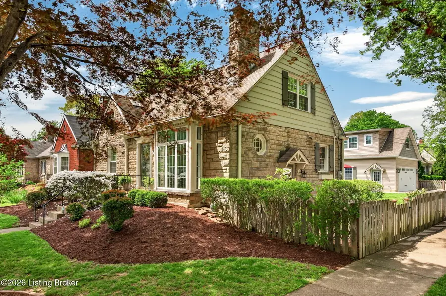 4033 Hycliffe Ave, Louisville, KY 40207 - #3