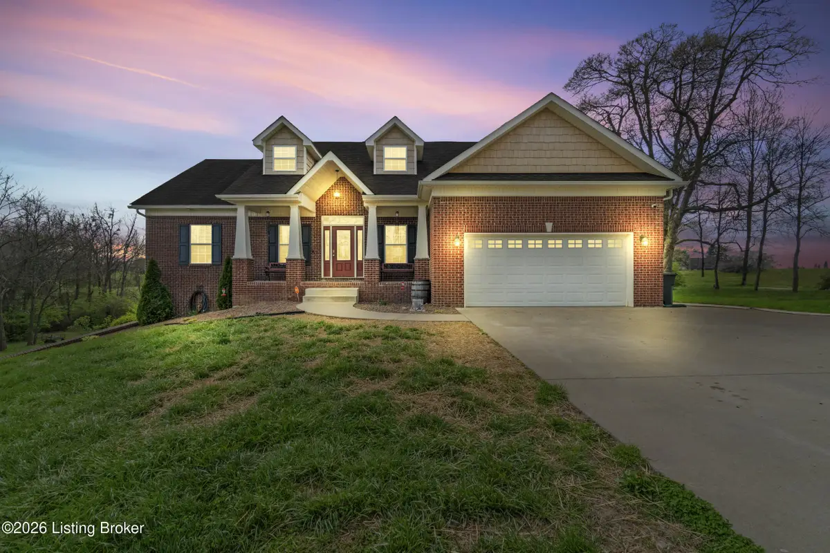 122 N Howard St, Bardstown, KY 40004 - #1