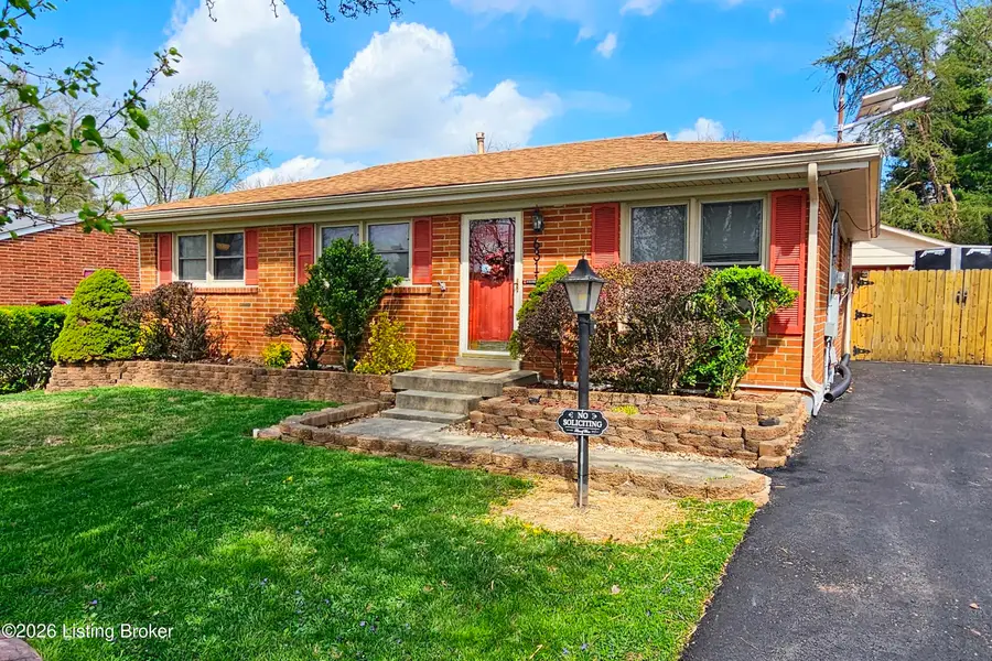 6311 Red Spruce Dr, Louisville, KY 40229 - #3