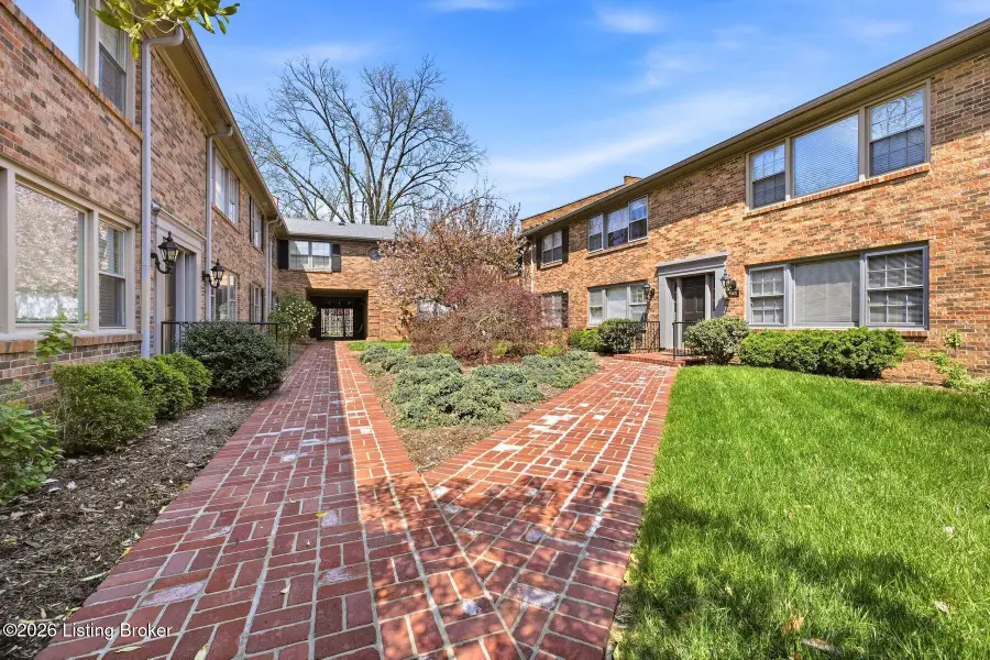 3811 Washington Square #2G, Louisville, KY 40207 - #2