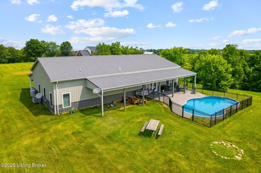 1750 Greens Chapel Rd, Bloomfield, KY 40008 - #2