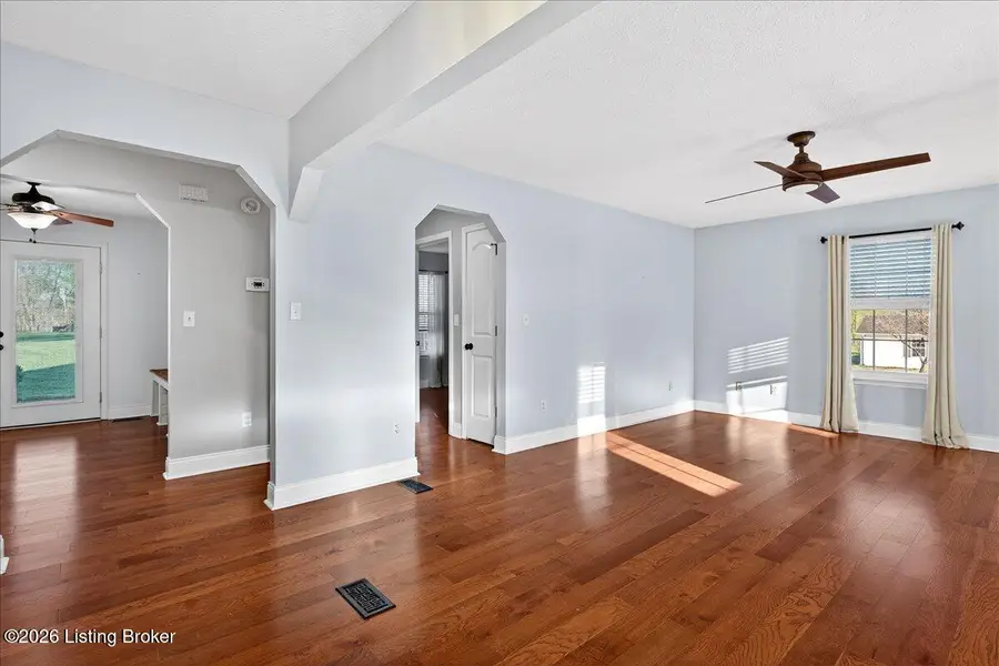 15 Harrington Ave, Brandenburg, KY 40108 - #2
