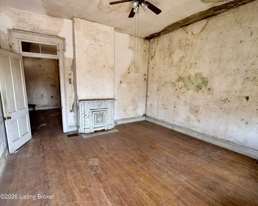 1041 Barret Ave, Louisville, KY 40204 - #2