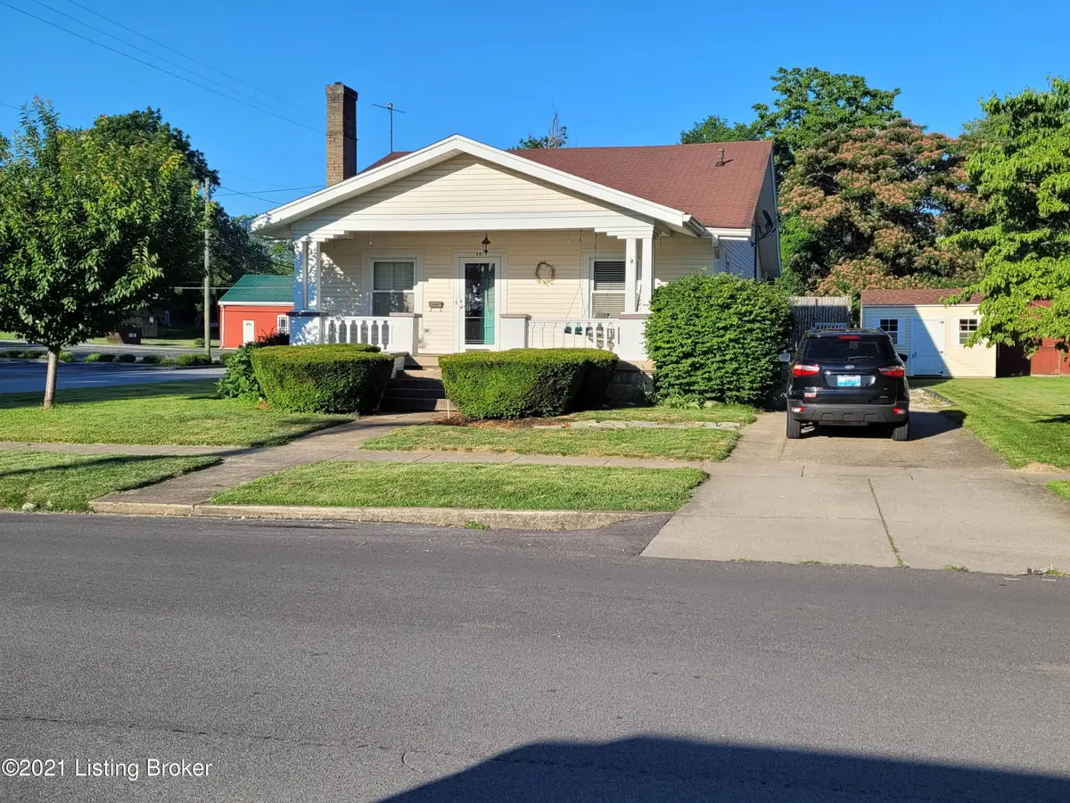 301 6th St, Carrollton, KY 41008 - #1