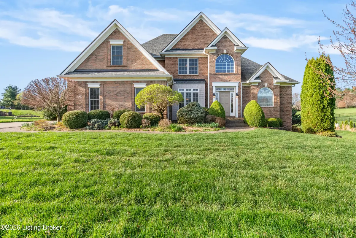 1021 Windsor Dr, Shelbyville, KY 40065 - #1