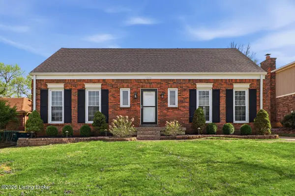 7206 Hollow Creek Rd, Louisville, KY 40228