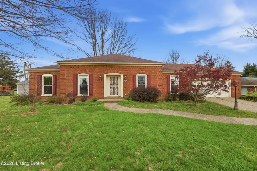 628 Gina Dr, Shelbyville, KY 40065 - #2