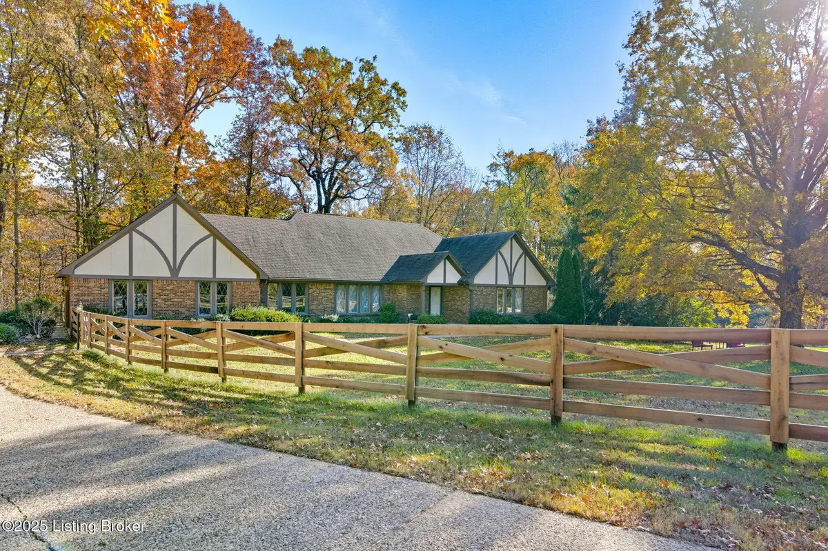 2960 Virginia Ave, Bardstown, KY 40004 - #1