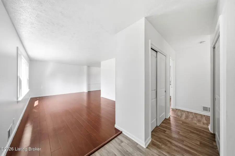 4109 Stony Brook Dr, Louisville, KY 40299 - #3