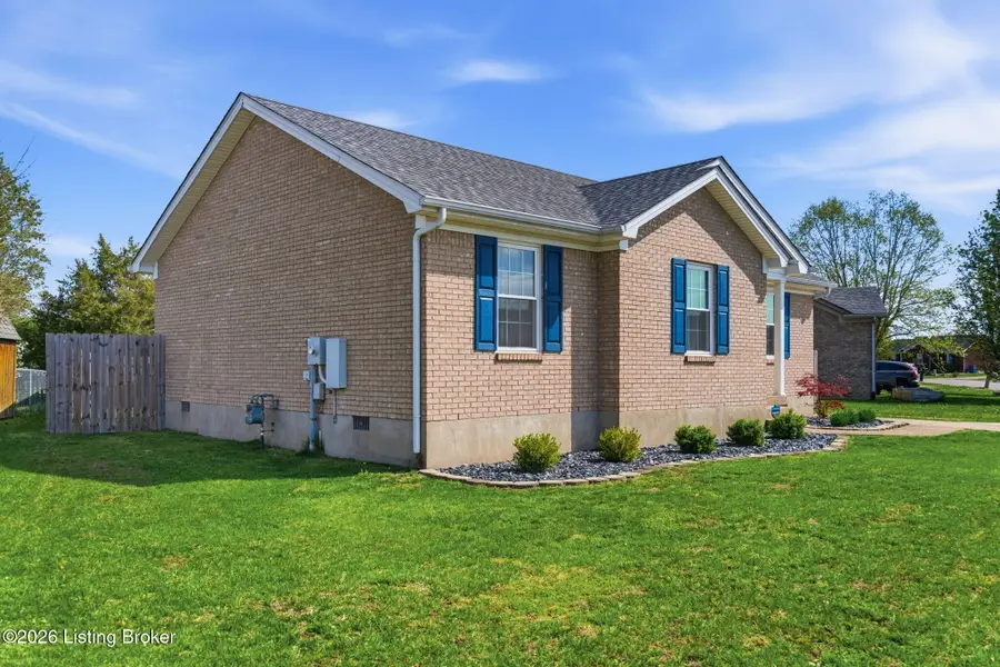 187 Drake Dr, Shepherdsville, KY 40165 - #2