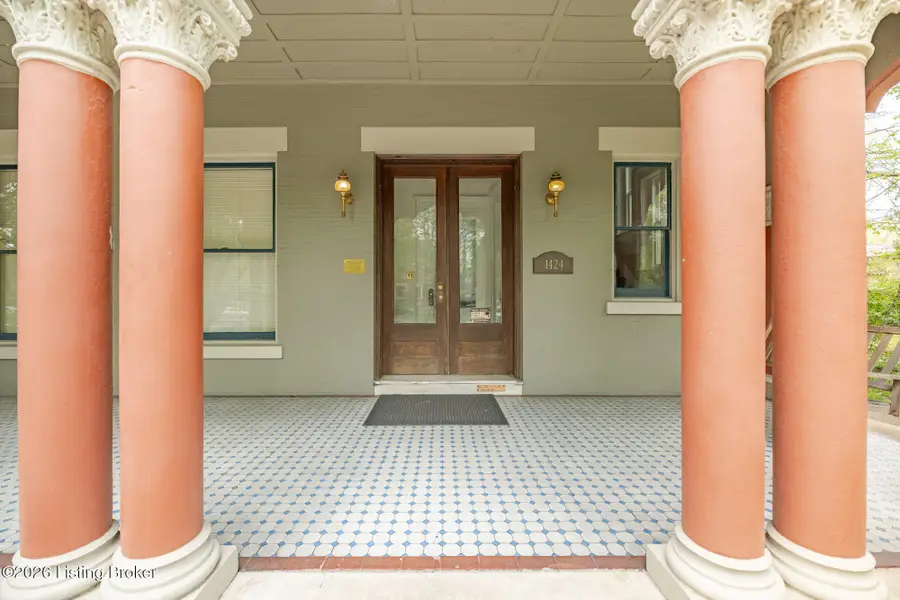 1424 Saint James Ct, Louisville, KY 40208 - #3