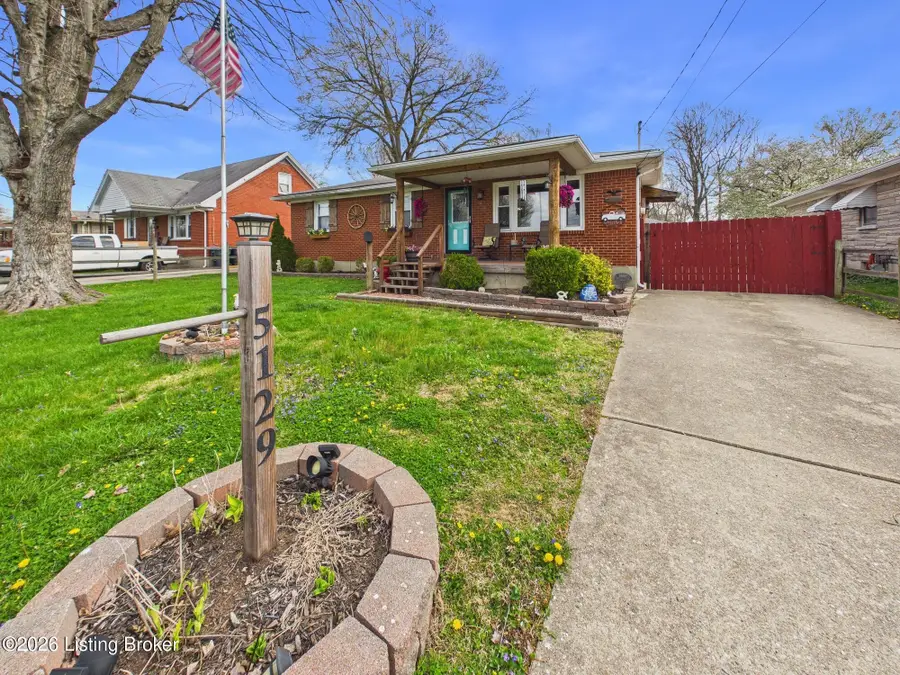 5129 Doyle Dr, Louisville, KY 40216 - #2