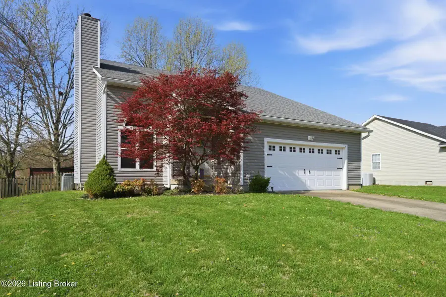 506 Garden Ct, Simpsonville, KY 40067 - #2